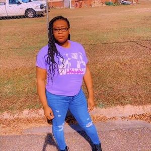 Meet your Posher, Cassie